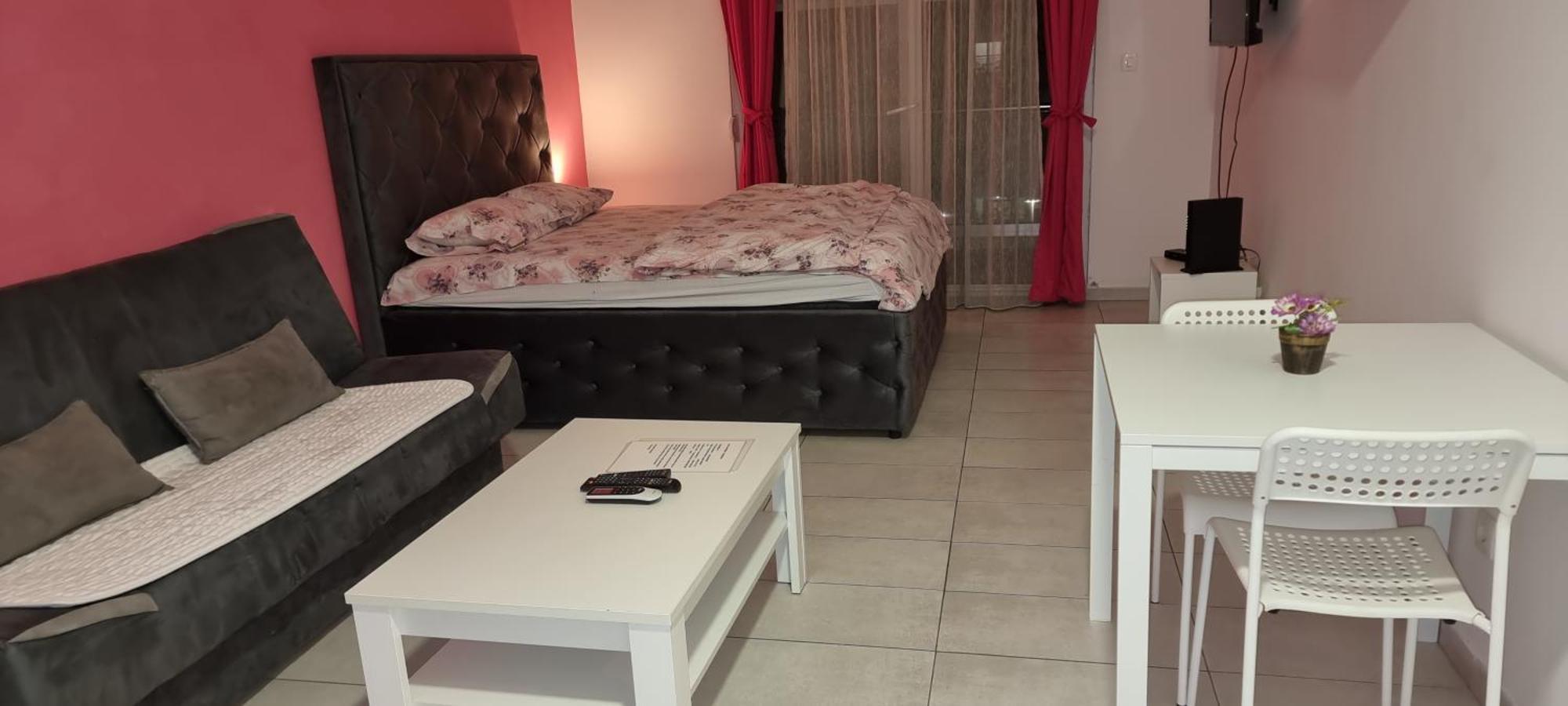 Naki Apartmani Podgorica Habitación foto